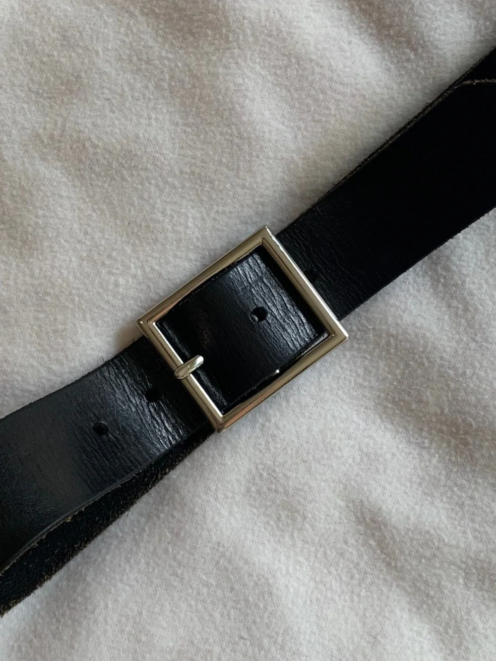 Urban Outfitters Square Buckle Leather Belt
